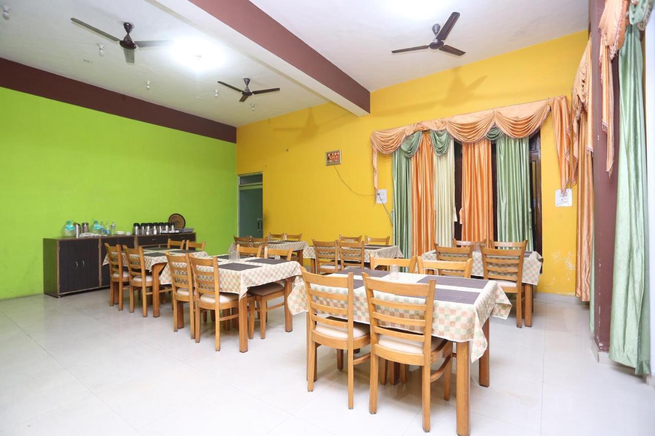 Hotel Sunita Almora Bagian luar foto