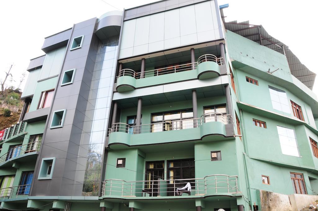 Hotel Sunita Almora Bagian luar foto