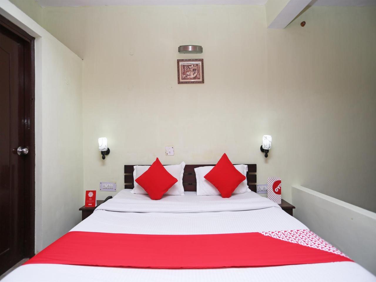 Hotel Sunita Almora Bagian luar foto